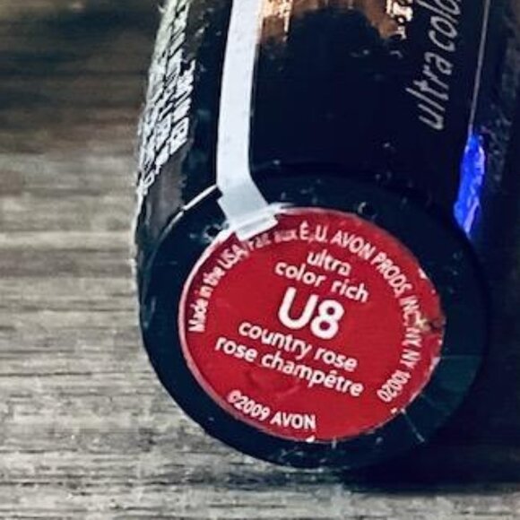 NOS AVON Ultra Color Rich Lipstick SEALED U8 Country Rose - Picture 2 of 4